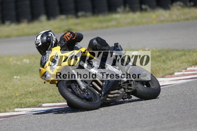 /10 20.04.2026  Pluess Moto Sport ADR/Freies Fahren/88